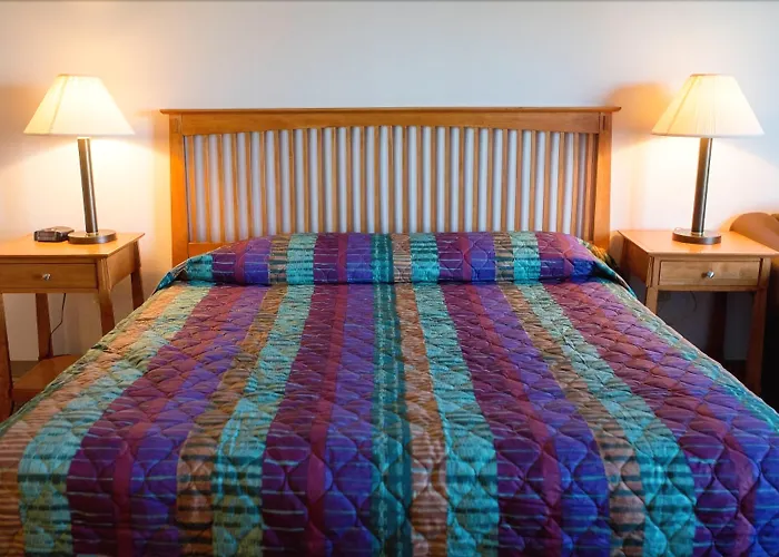 Hotel High Country 2*